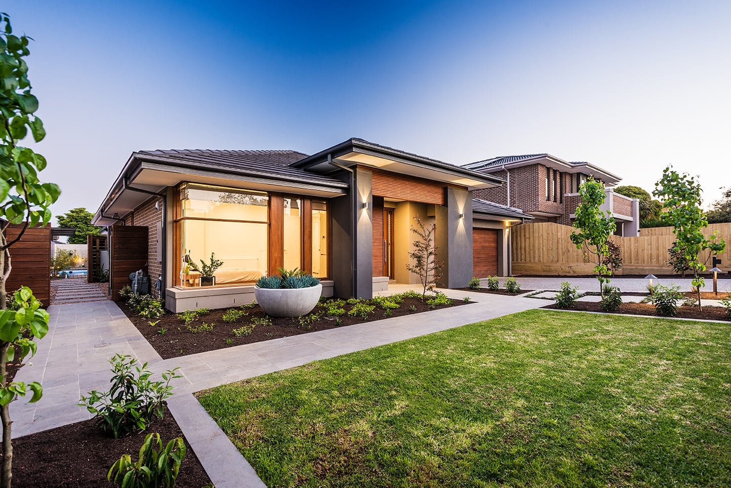 modern front yard landscaping Melbourne